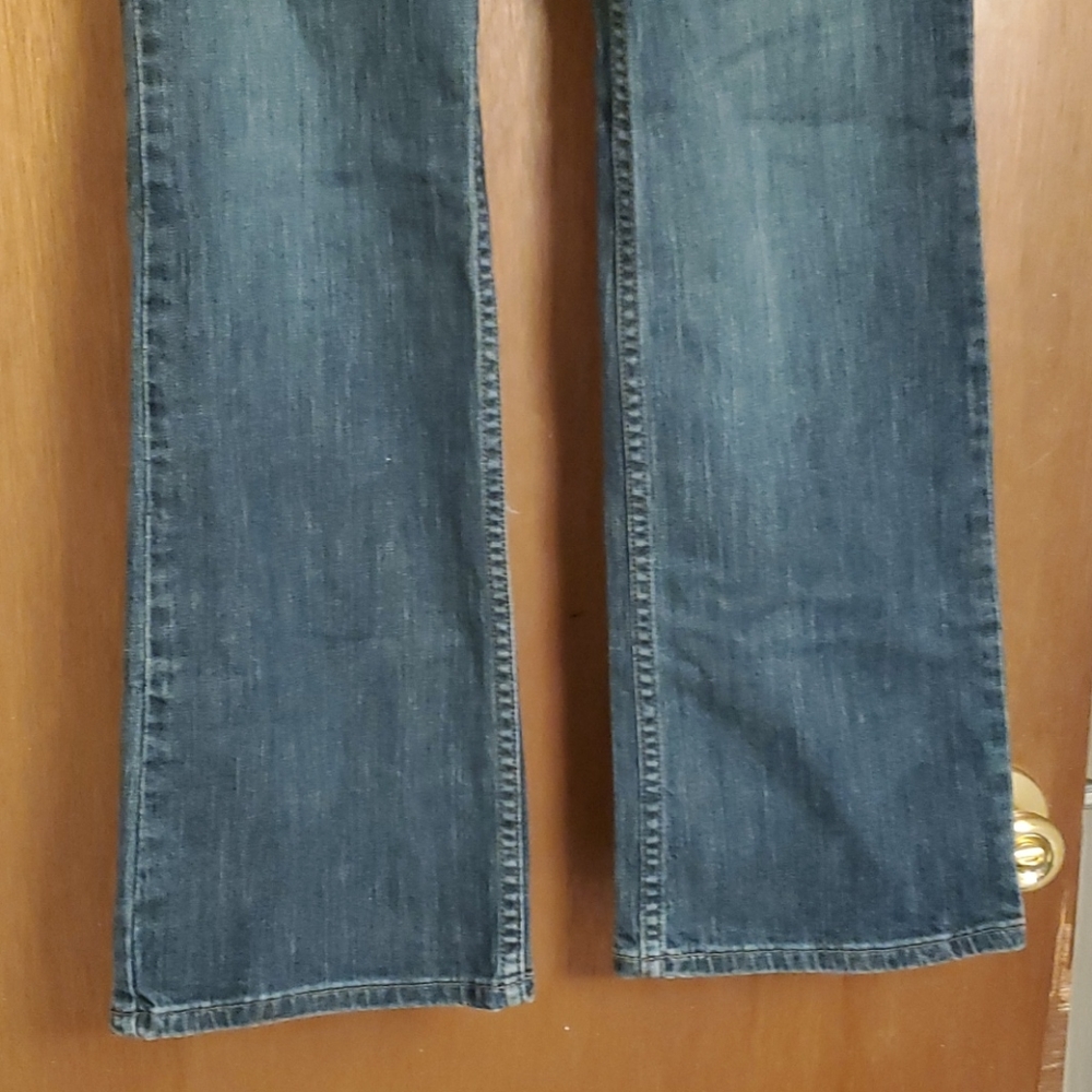 Jeans - Picture 2 of 5